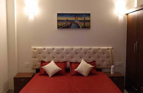 Gurugram Hotel | Comfy Cottage