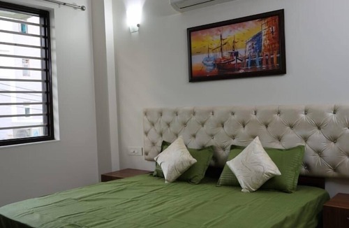Gurugram Hotel | Comfy Cottage