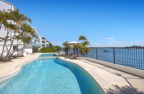 Noosa Heads Apartment | Commodore 6