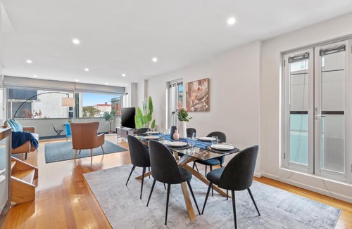 Fitzroy Apartment | Complete Host Fitzroy Townhouse