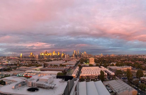 Port Melbourne Apartment | Complete Host Nine Elm Apartments