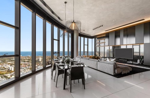 Southbank Apartment | Complete Host Prima Towers Apartments