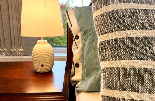 Jacana House | Convenient Melbourne Stay Near Airport