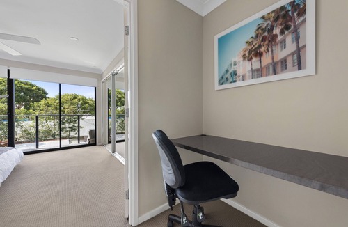 Murarrie Apartment | Convenient + Spacious! 3bed/2.5bath/1car~townhouse