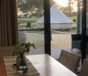 Comaum Hotel | Coonawarra Ensuite Unit C