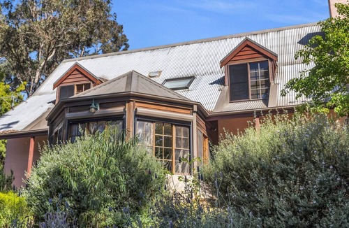Merimbula House | Cornwall Cottage - Fantastic Lake View