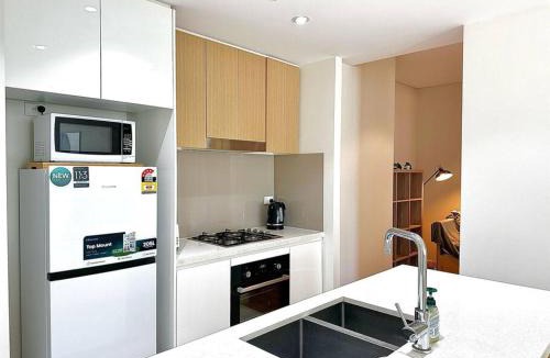 Homebush Apartment | Cosy 2-Bedroom Apartment, Homebush NSW 2140