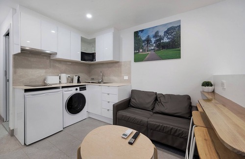Redfern Apartment | Cosy Studio