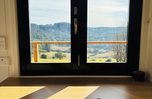 Nethercote Cabin | Cosy Tiny Home Immersed in Nature