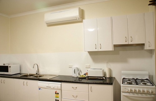 Bathurst Hotel | Country Lodge Motor Inn