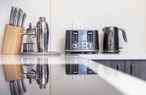 Forster Apartment | Cove 601
