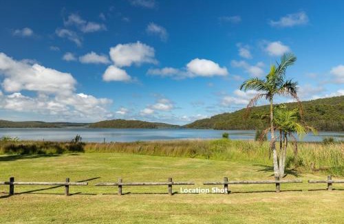 Tarbuck Bay House | Crown Cottage