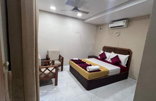 Devikolam Hotel | Crown residency