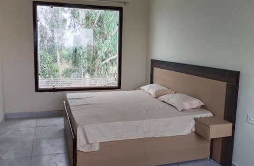 Karnal Hotel | Crystael Hotel