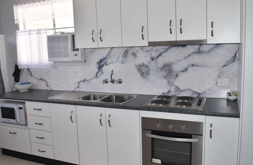 Bargara Apartment | Crystal Waters 7/5 Miller Street Bargara