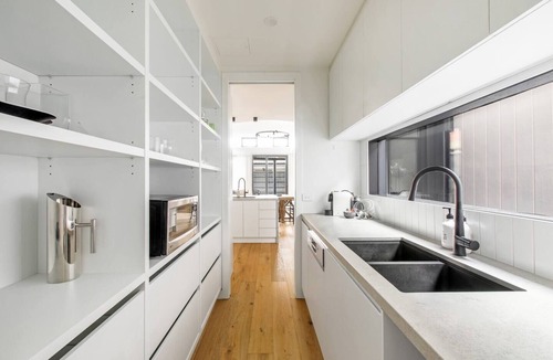 Moonee Ponds House | Custom built Designer Indoor Outdoor Urban Oasis