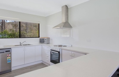 Barragga Bay Cottage | Cuttagee Beach Cottage 6 - Tathra Bermagui Rd 3521