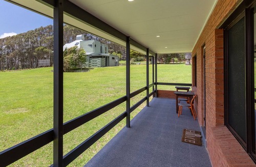 Barragga Bay Cottage | Cuttagee Beach Cottage 6 - Tathra Bermagui Rd 3521