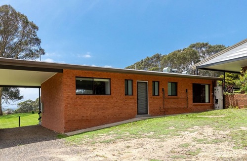 Barragga Bay Cottage | Cuttagee Beach Cottage 6 - Tathra Bermagui Rd 3521