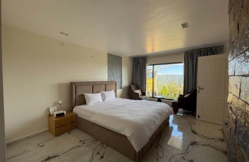 Mukteshwar Villa | Cypress One Luxury 2 Bedroom Villa in Mukteshwar