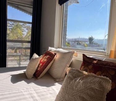 Kalka Ski Chalet | Dalipfarm River View Guestroom and Party Lawn