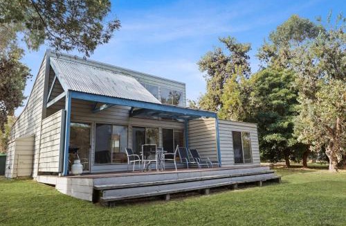 Forge Creek House | Dargo - Waterfront Retreat