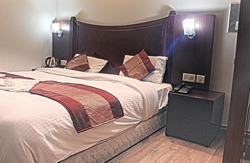 Old Gurgaon Hotel | DDR Hotel Residency
