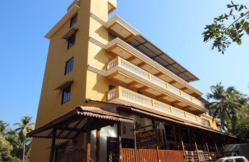 Saunta Vaddo Hotel | De Baga Deck Comforts