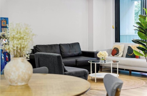 Ultimo Apartment | Delicated 3BR Apt (Parking)/Darling Harbour-10min