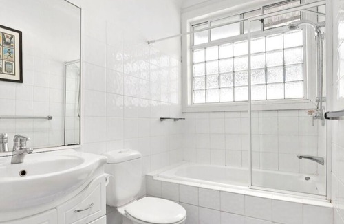 Bronte House | Delightful Bronte Beach Semi - 5 min walk to beach