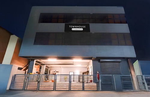 Nanganallur House | Deluxe Grace Complex
