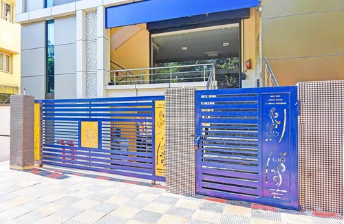 Dwaraka Nagar House | Deluxe Relax Resto Inn