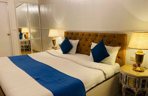 Mussoorie Hotel | Deluxe Room