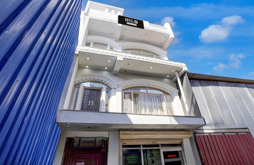 Dehradun House | Deluxe Vista Express Homestay