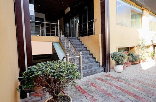 Amritsar House | DeluxeAmritsar District Court