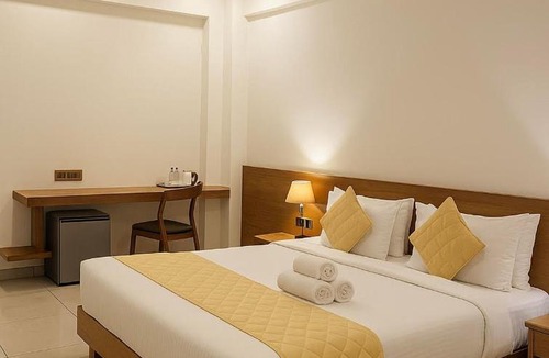 Edappal Hotel | Devalokam Edappal