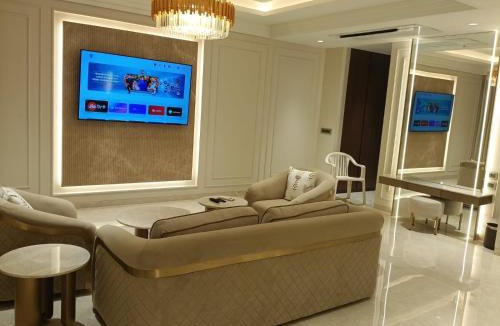 Nathdwara Hotel | Dhiraj Dham