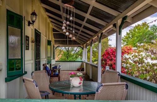 Stanthorpe House | Dillons Cottage