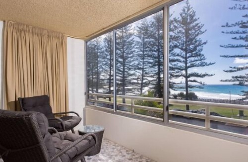 Burleigh Heads Apartment | Directly across the road from Burleigh Beach.