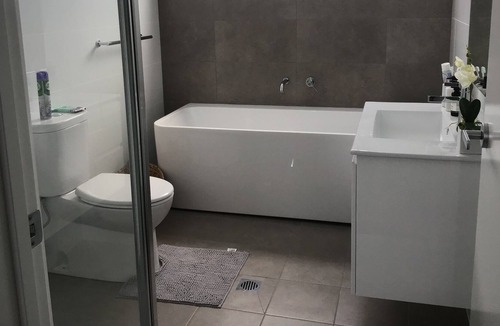 Warilla House | Discover Beach Retreat