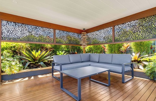 Surfside House | Dog Friendly, Spa and Beaches- Surfside Family Home
