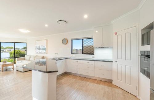 Yamba House | Dolphin Waters - Waterfront Delight with Private Pontoon - Holiday Yamba