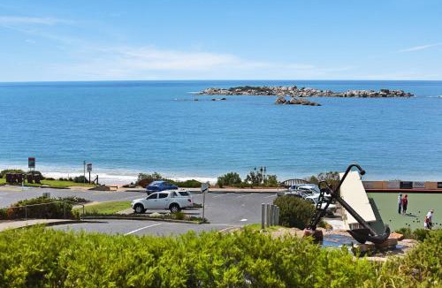 Port Elliot Apartment | Dolphins Beachfront Apartment No 4