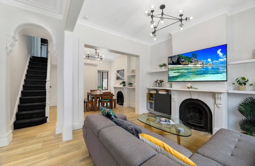 Darling Harbour House | Double Houses w Rooftop n Garden @ Darling Harbour/ICC