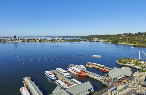 Perth Central Business District Hotel | DoubleTree by Hilton Perth Waterfront