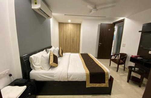 Kalkaji Hotel | Dream Livings