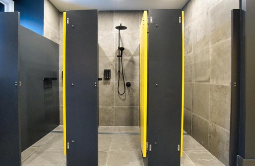 Adelaide Central Business District Hotel | Dreamy Stays Accommodation - Private Rooms with Shared Bathrooms