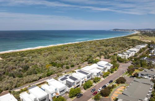 Magenta Shores House | Drift Magenta