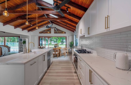 Wonga Beach House | Driftwood Beachfront Luxury