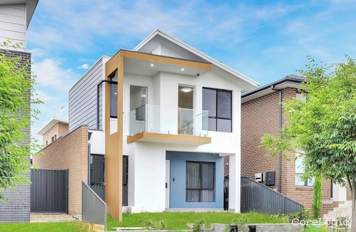 Bardia House | E1-Modern Bedroom w TV, Wifi